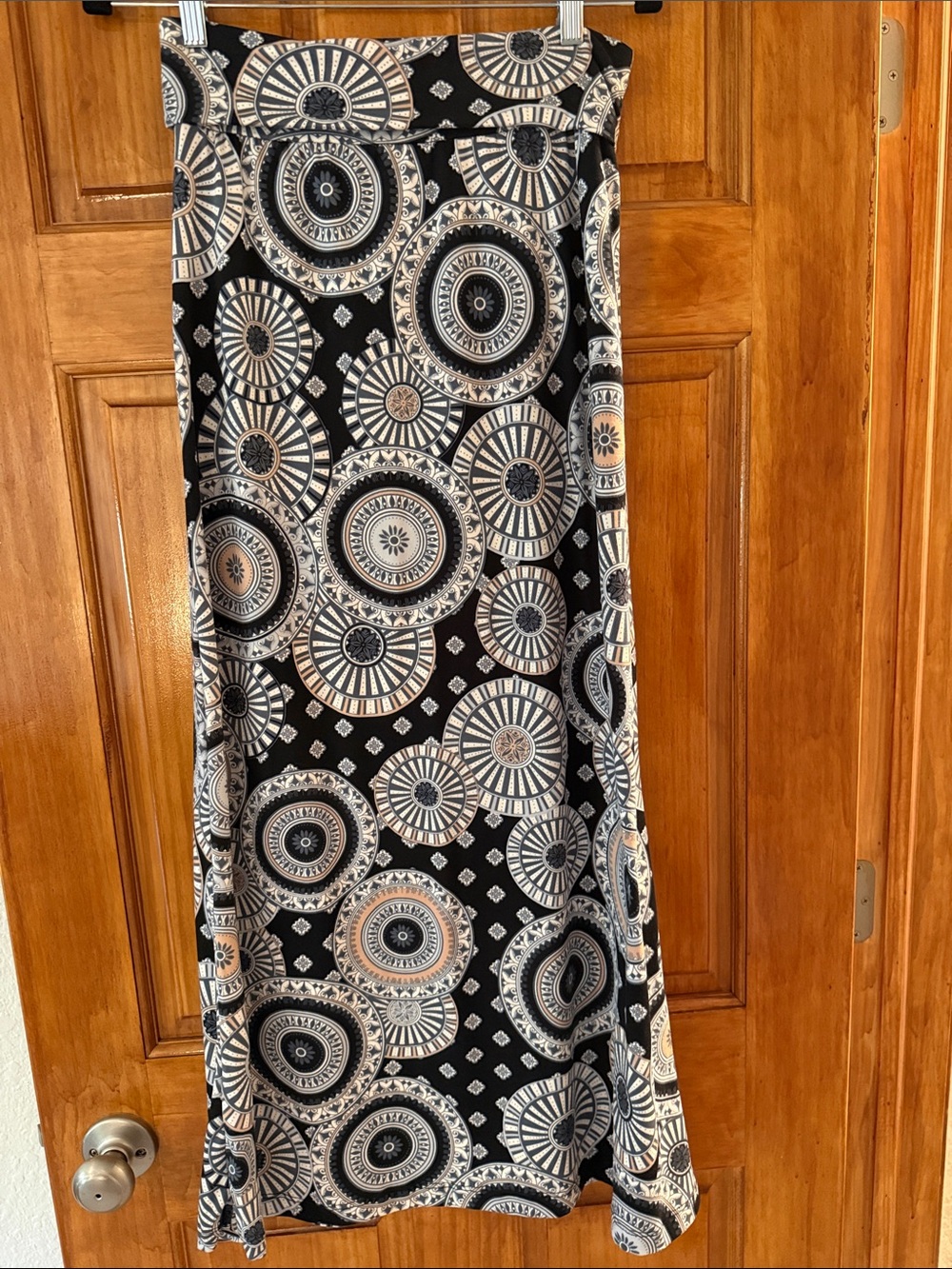 Popana Elegant Patterned Maxi Skirt
